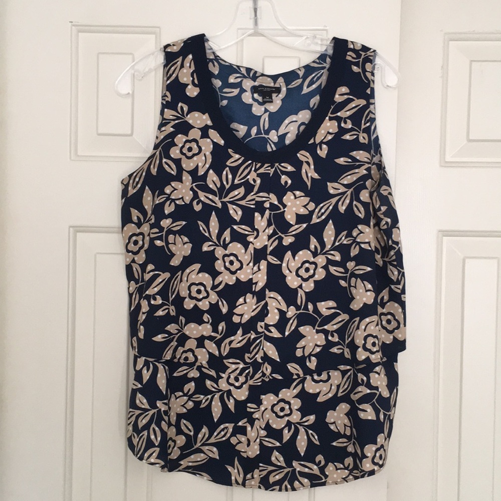 Ann Taylor, top